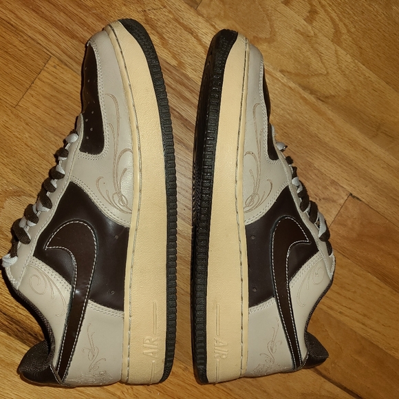 Nike Air Force 1 \